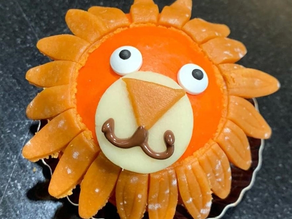 Oranje Leeuw gebakje